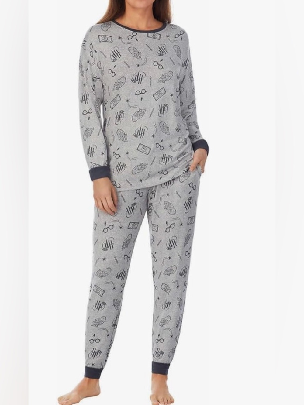 Wizarding World Harry Potter Cozy 2
Piece Pajama Set Gray SizeL